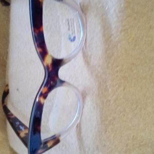 Eyewear glasses